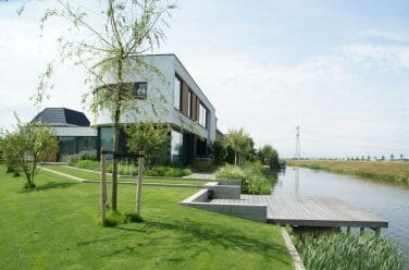 Heerlijke landelijke tuin in Rotterdam