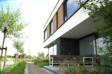 Heerlijke landelijke tuin in Rotterdam