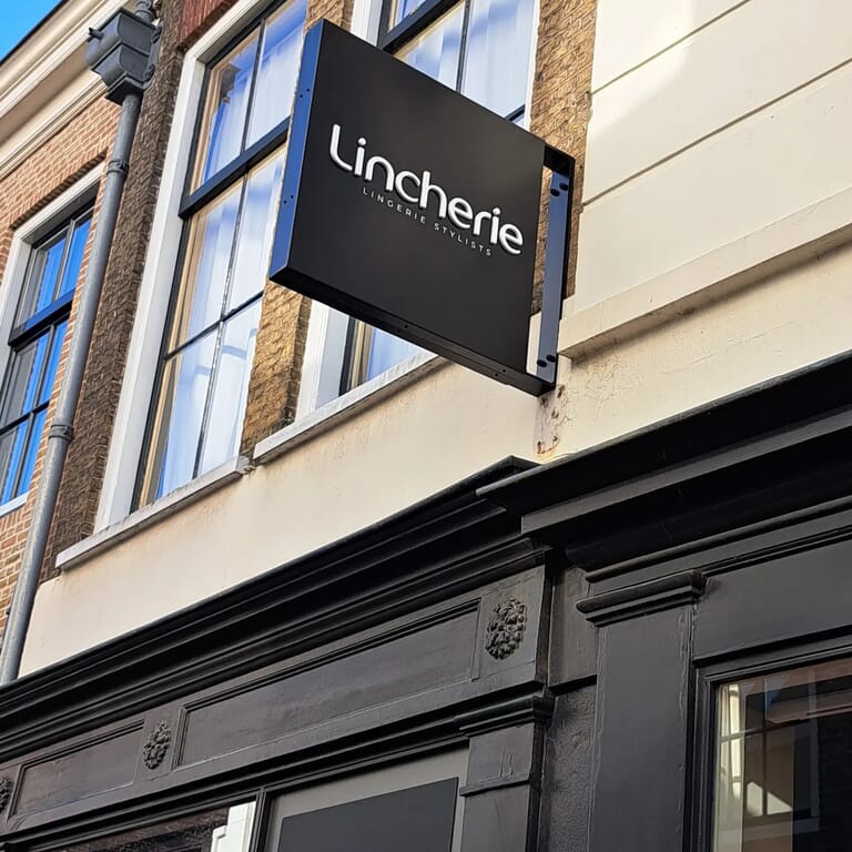 Lincherie - Gevelreclame