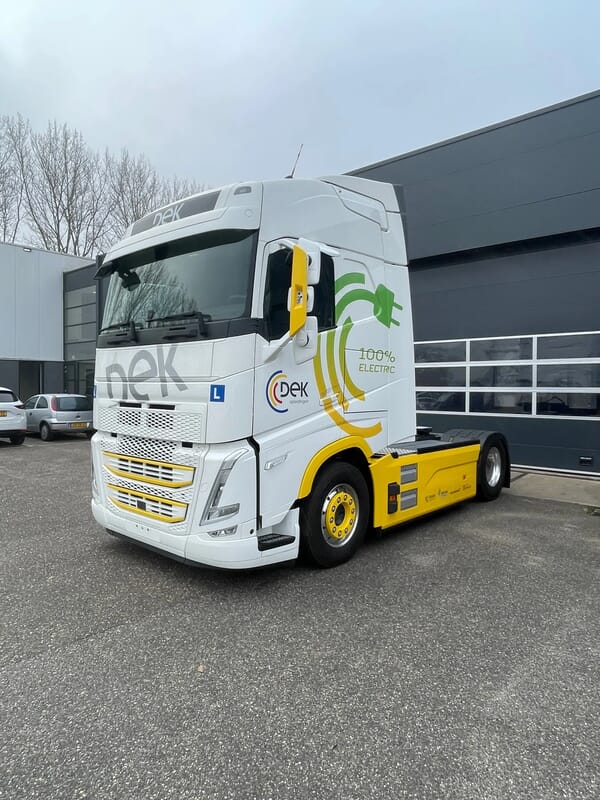 4_vrachtwagentruck_artestiq_signing_bedrijf_zeeland_bruinisse
