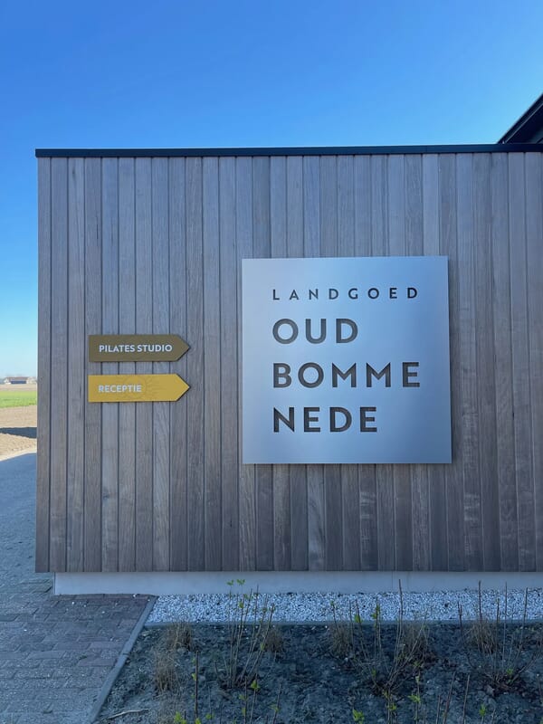 4_lichtbakken_artestiq_sign_bedrijf_bruinisse_zeeland