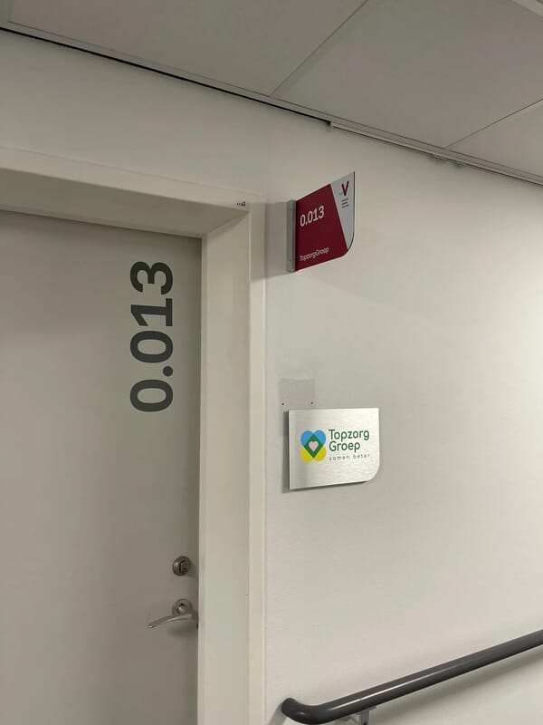 4_bewegwijzering_artestiq_bruinisse_zeeland_signing_bedrijf