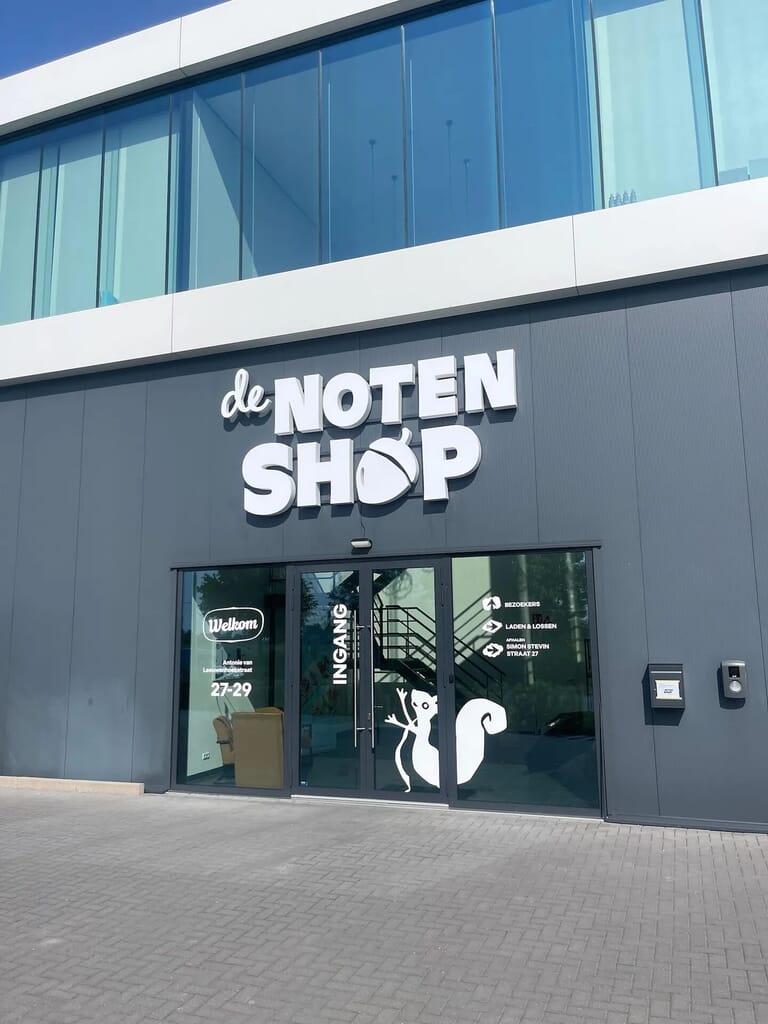 2_doosletters_artestiq_sign_bedrijf_bruinisse_zeeland