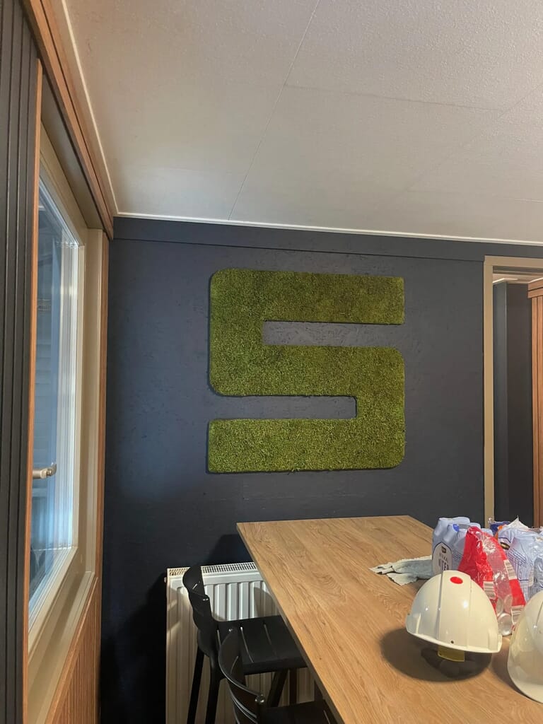 4_mos_letters_logo_artestiq_bruinisse_zeeland_signing_bedrijf