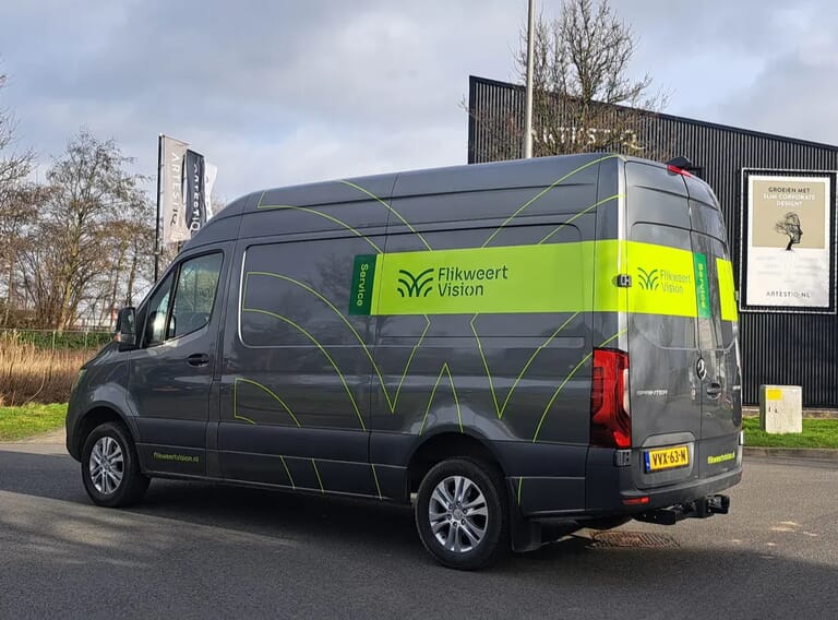 flikweert_vision_artestiq_sign_bedrijf_aanhanger
