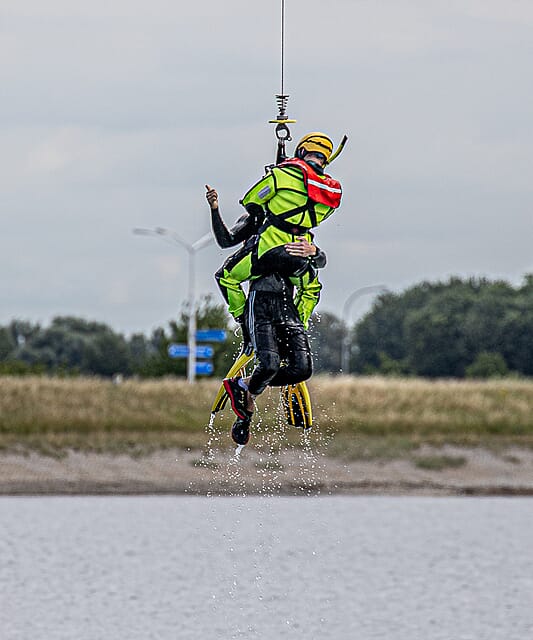 Reddingshelikopter Kustwacht demo WSV de Slikleggers