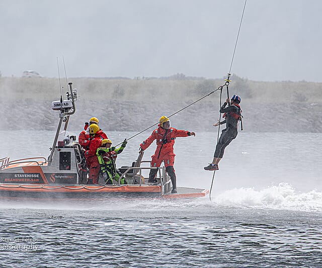 Reddingshelikopter Kustwacht demo WSV de Slikleggers