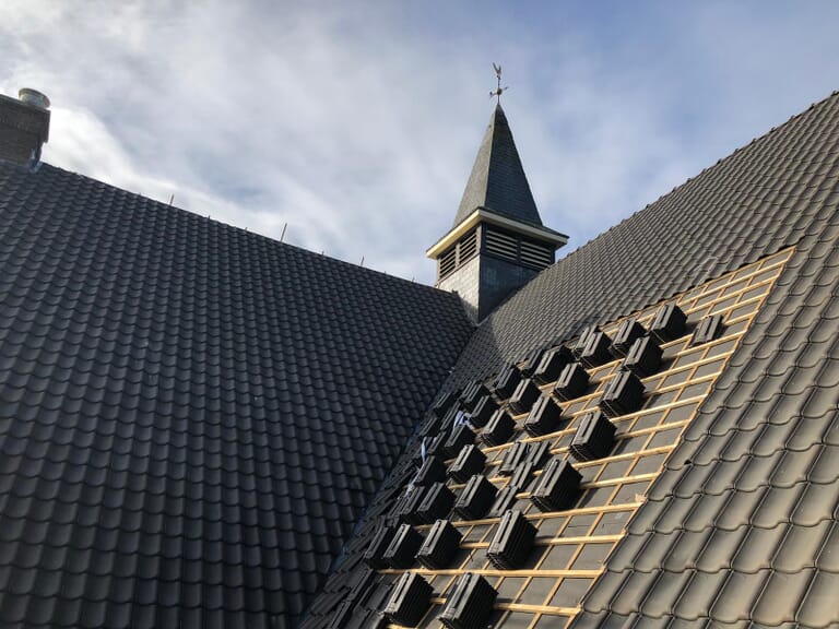 Dakrenovatie kerkgebouw Krabbendijke