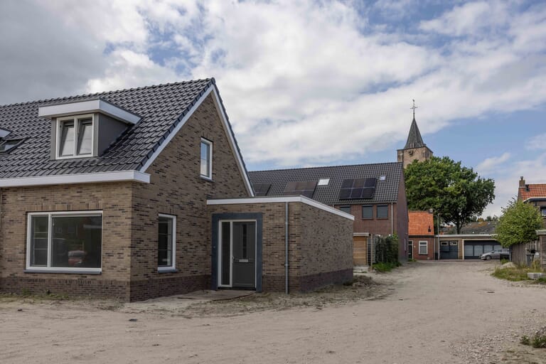 Nieuwbouwwoningen "Annahof" in Waarde" opgeleverd