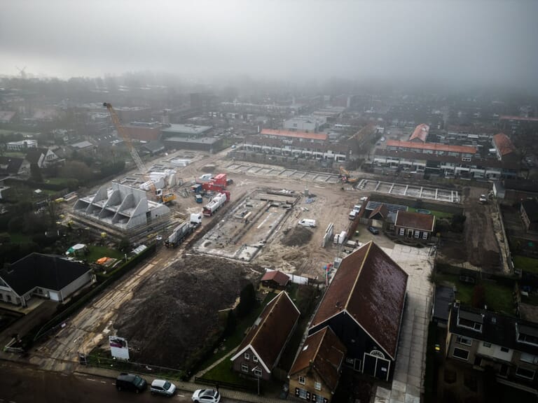 Nieuwbouw 58 woningen project "Wonen in Kruidhof" in Puttershoek