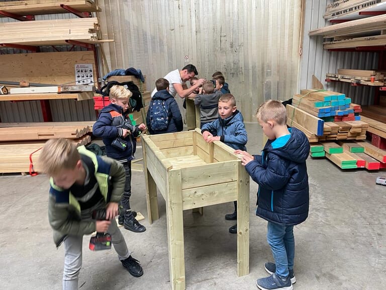 Werken in de bouw - bezoek leerlingen basisschool