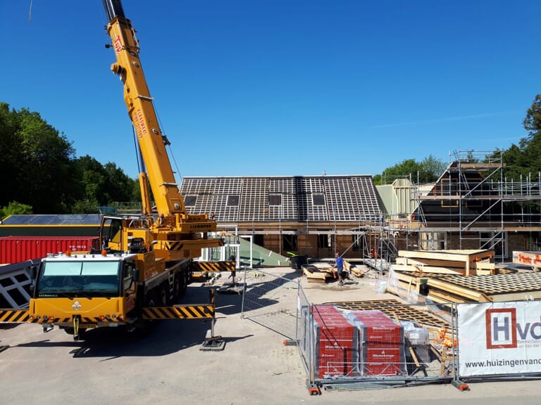Landhuis met bijgebouwen Numansdorp