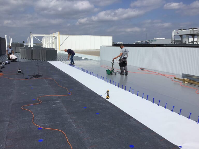 Nieuwbouw bedrijfspand Adri&Zn Yerseke #Breeam