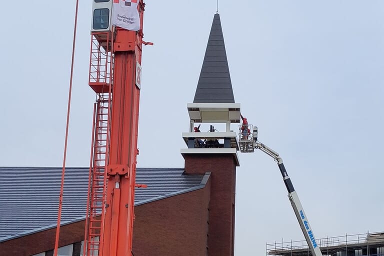 Hoogste punt nieuwbouw Hersteld Hervormde Gemeente IJsselmuiden