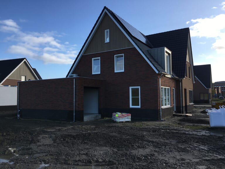 Oplevering woningen Buiten de Veste Steenbergen