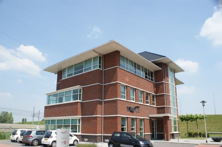 Kantoorgebouw Centraal Bureau Cedrah Barendrecht