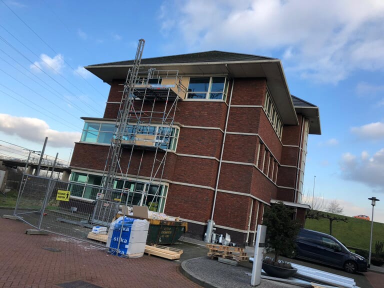 Kantoorgebouw Centraal Bureau Cedrah Barendrecht