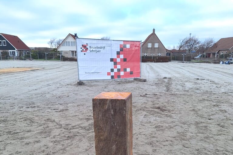 Op een heel bijzondere manier is de eerste paal geslagen voor het nieuwe MFA in Westkapelle