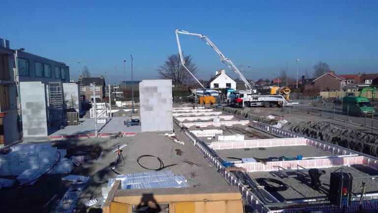 Nieuwbouw 34 zorgappartementen Nieulande Krabbendijke opgeleverd