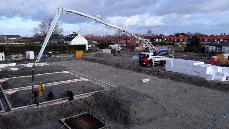 Nieuwbouw 34 zorgappartementen Nieulande Krabbendijke opgeleverd