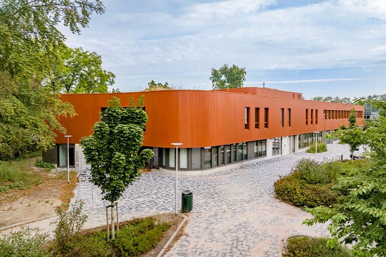 Oplevering COM-gebouw in Ridderkerk