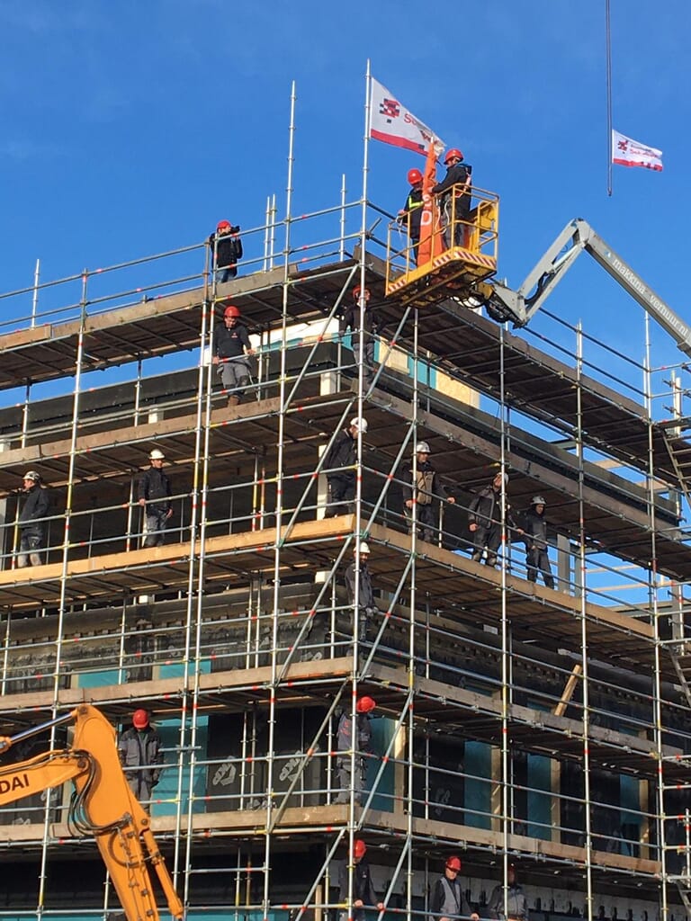 Hoogste punt bereikt schoolcomplex Pieter Zeeman en SBO De Meie te Zierikzee