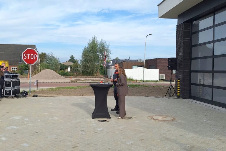 Oplevering Brandweerkazerne in Wouw