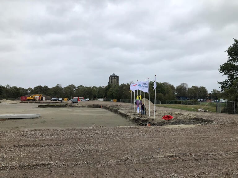 Hoogste punt bereikt schoolcomplex Pieter Zeeman en SBO De Meie te Zierikzee