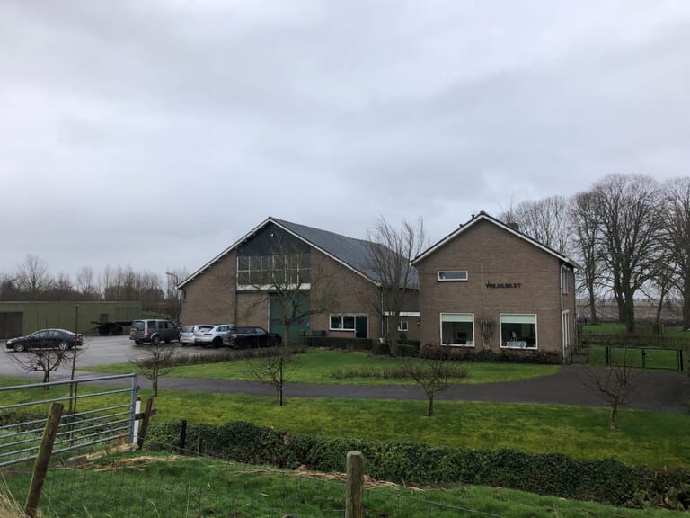 Verbouwing woning met schuur Strijen