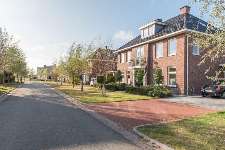 Vrijstaand herenhuis