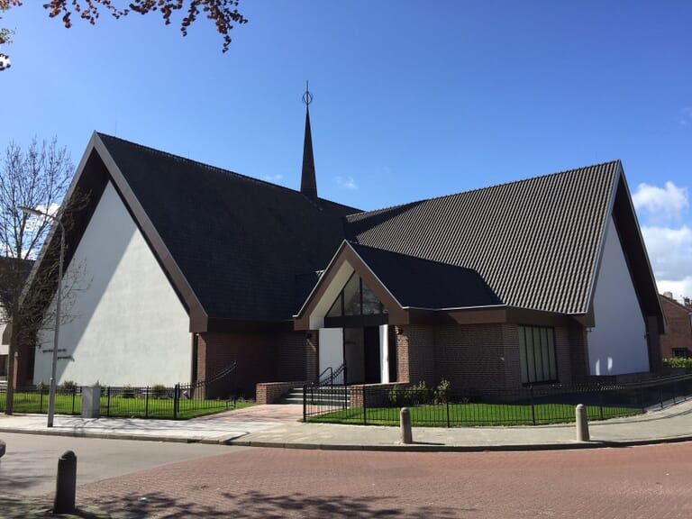 Uitbreiding kerkgebouw