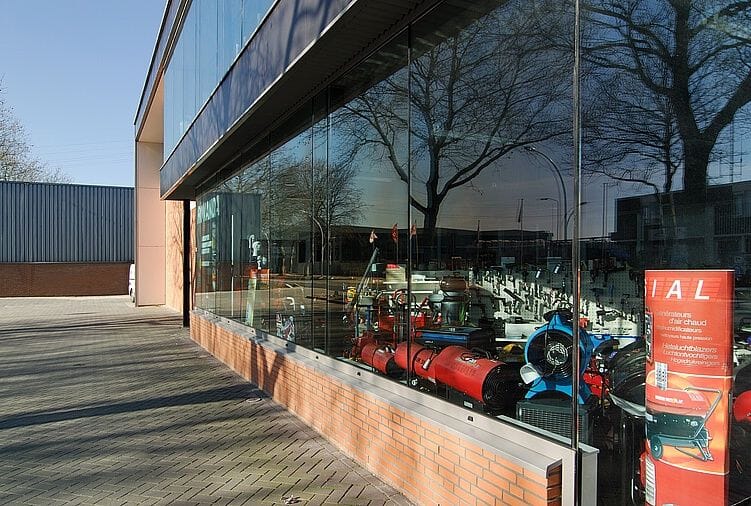 Rovanda | Handel en Techniek