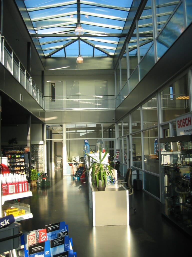 Rovanda | Handel en Techniek