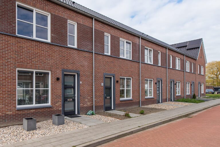 Nieuwbouw 12 woningen Kruiningen