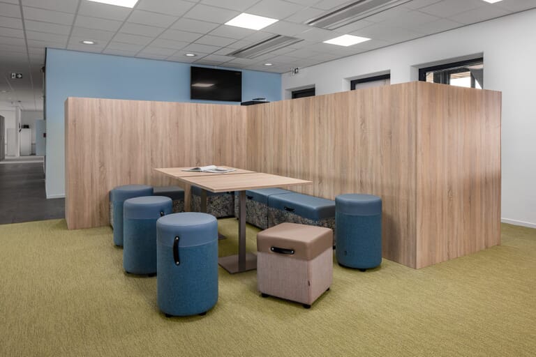 Renovatie en verbouw kantoorgebouw Rabobank tot Beveland Wonen
