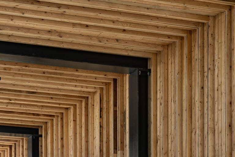 Renovatie en verbouw kantoorgebouw Rabobank tot Beveland Wonen