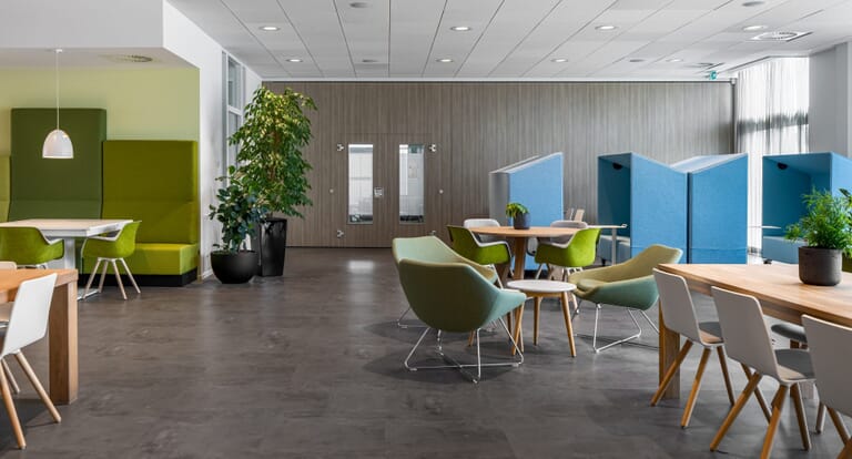 Renovatie en verbouw kantoorgebouw Rabobank tot Beveland Wonen