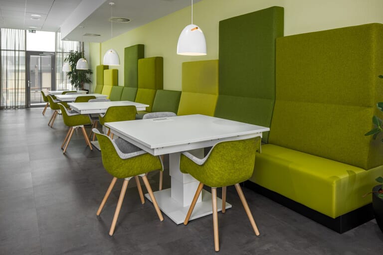 Renovatie en verbouw kantoorgebouw Rabobank tot Beveland Wonen