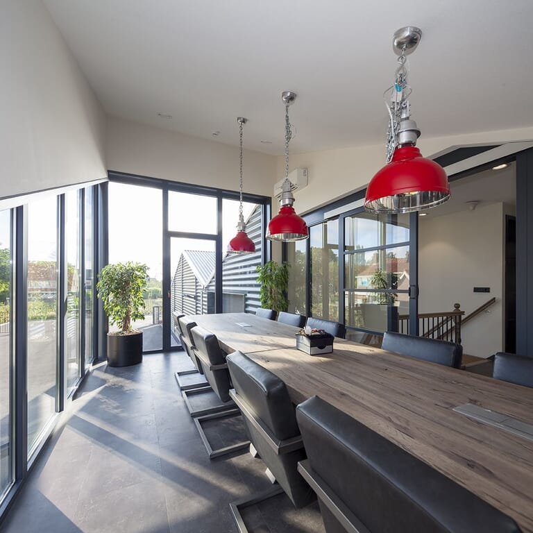 Nieuwbouw en renovatie bedrijfspand Bouwbedrijf Krijger