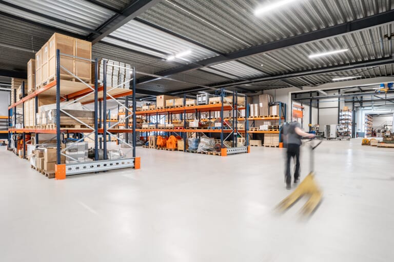 Nieuwbouw en verbouw bedrijfspanden MH Hydrailics