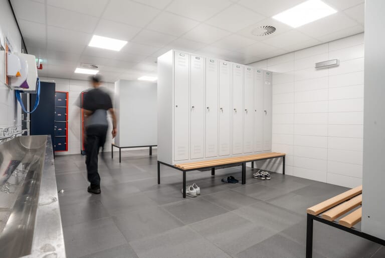 Nieuwbouw en verbouw bedrijfspanden MH Hydrailics