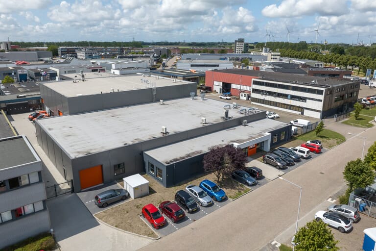 Nieuwbouw en verbouw bedrijfspanden MH Hydrailics