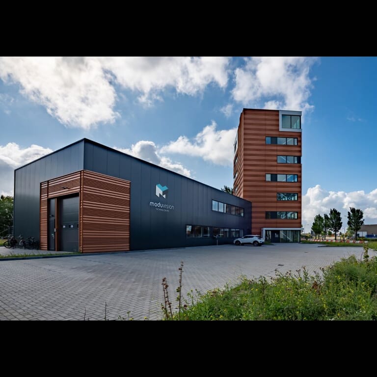 Kantoortoren en bedrijfsgebouwen ScheldeZicht