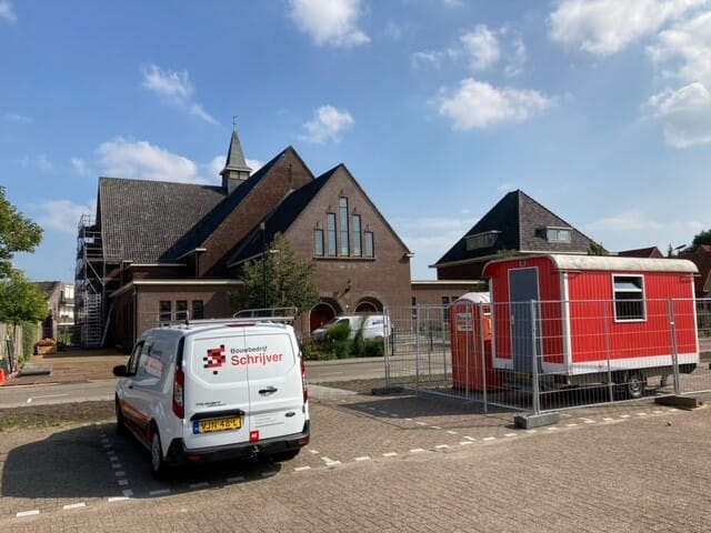 Dakrenovatie kerk Gereformeerde Gemeente
