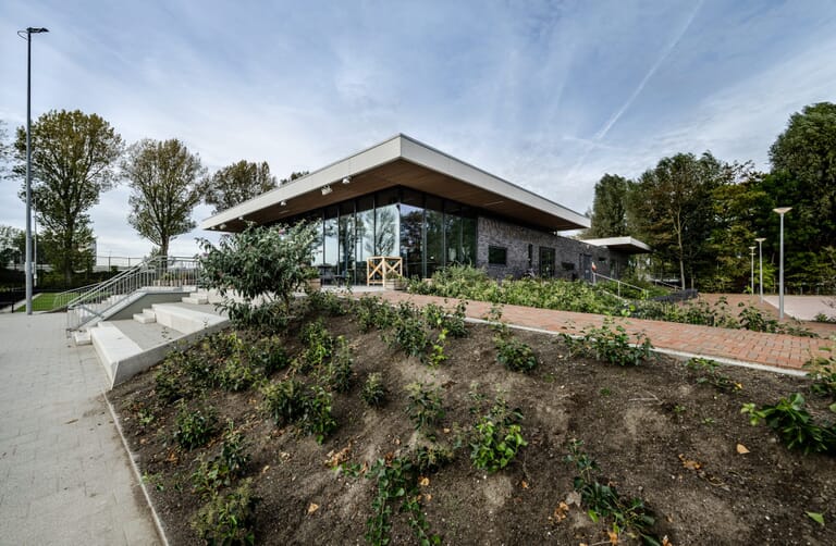 Nieuwbouw ‘LMO en IJvv de Zwervers’