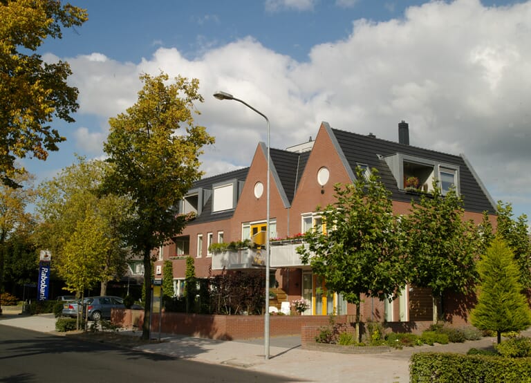 Rabobank filiaal + 7 appartementen
