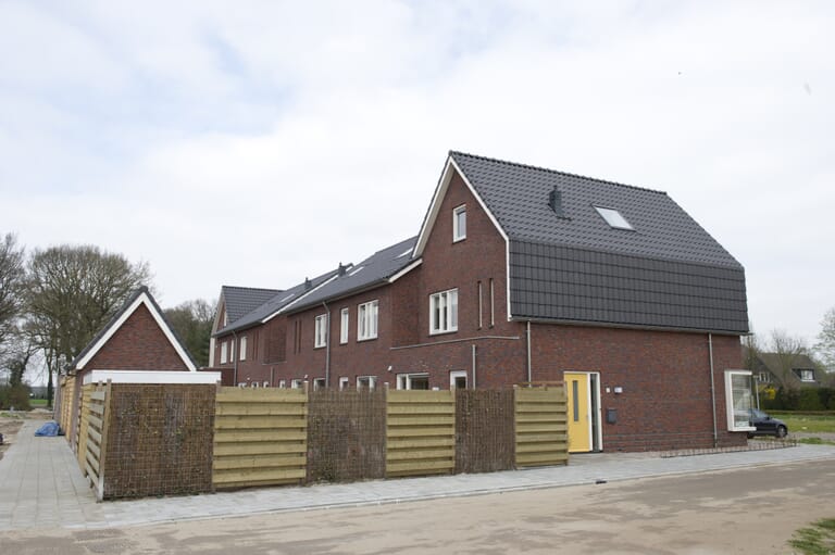 12 eengezinswoningen in Hulshorst