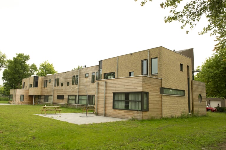 Gebouw voor gezondheidszorg "De La Salle"