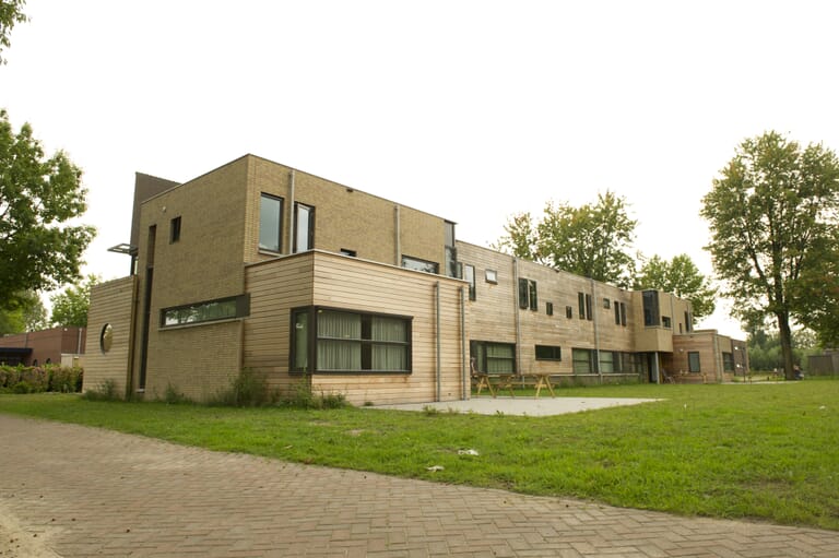 Gebouw voor gezondheidszorg "De La Salle"