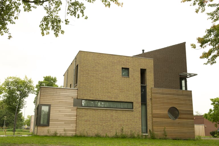 Gebouw voor gezondheidszorg "De La Salle"